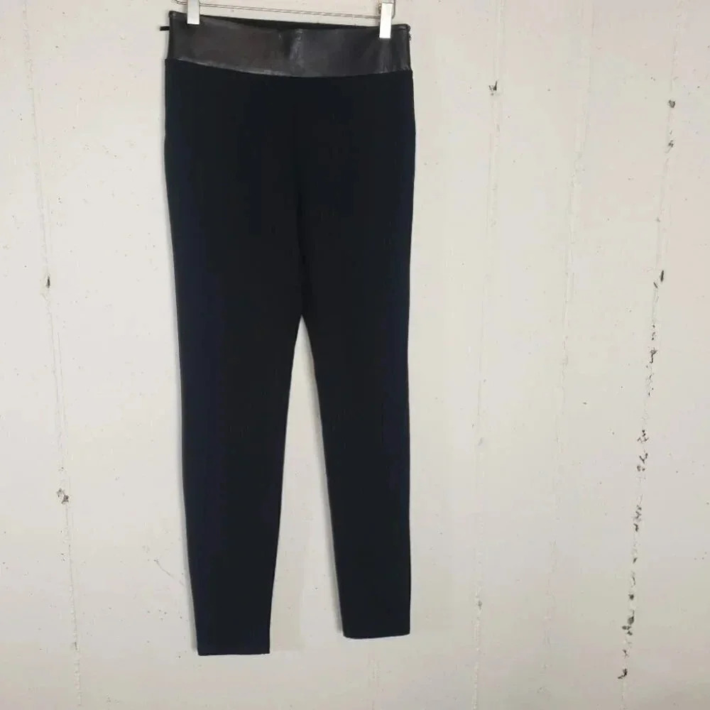 New York‎ & company Soho S black stretch pant w/zipper & faux leather waist band